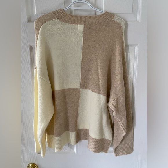 For the Rebublic tan and cream coloured block sweater size small - Picture 2 of 5